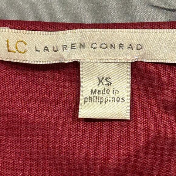 Womens Dress XS  Mini Fit & Flair Maroon Lace Floral  Floral Lauren Conrad - Picture 4 of 8